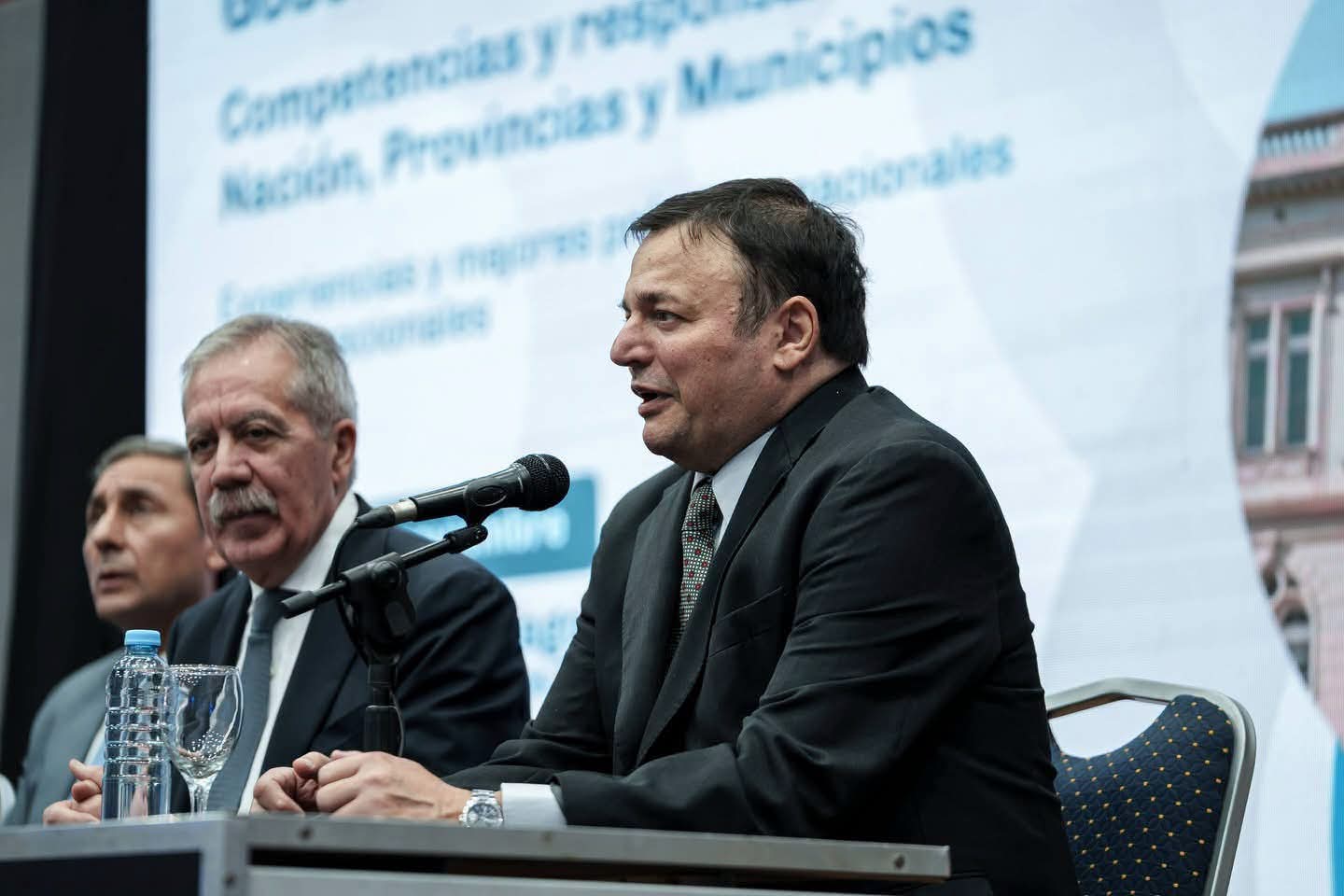 Atilio Chara presentó su renuncia al cargo de Ministro de Economía de la Provincia