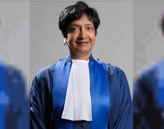 Pillay, la pionera contra el apartheid y defensora de los derechos humanos que ganó el Nobel de la Paz
