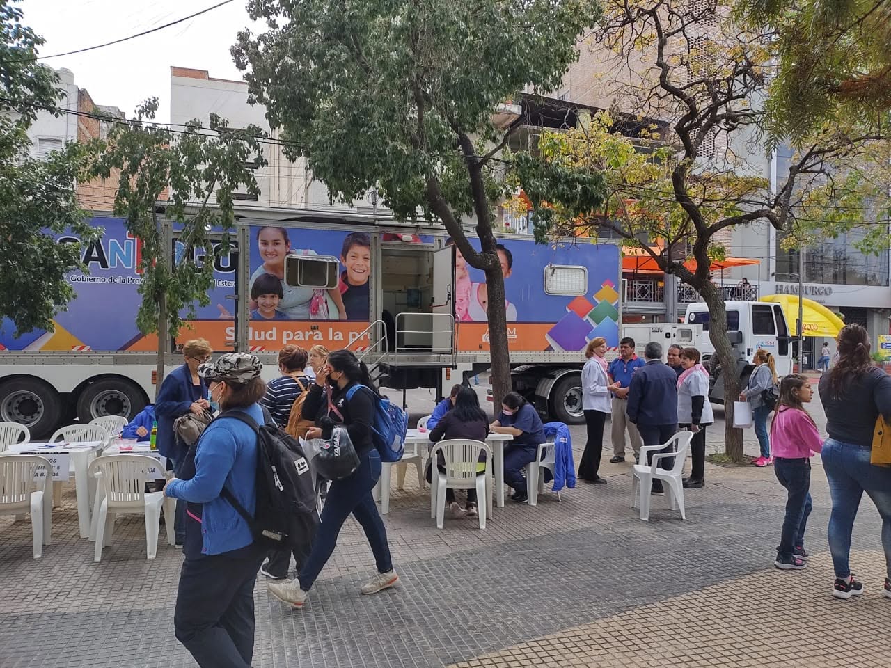 Octubre Rosa en Movimiento: se realiza mamografías y actividades de prevención a los barrios