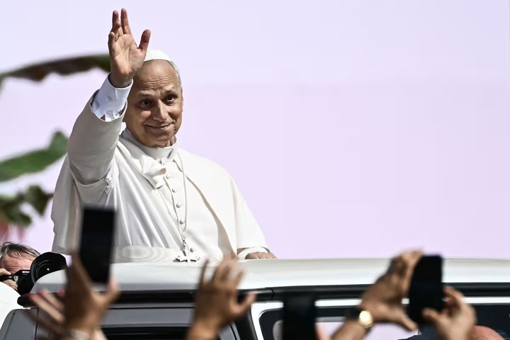 El Gobierno confirmó un nuevo feriado nacional por la visita del papa León XIV: cuándo será
